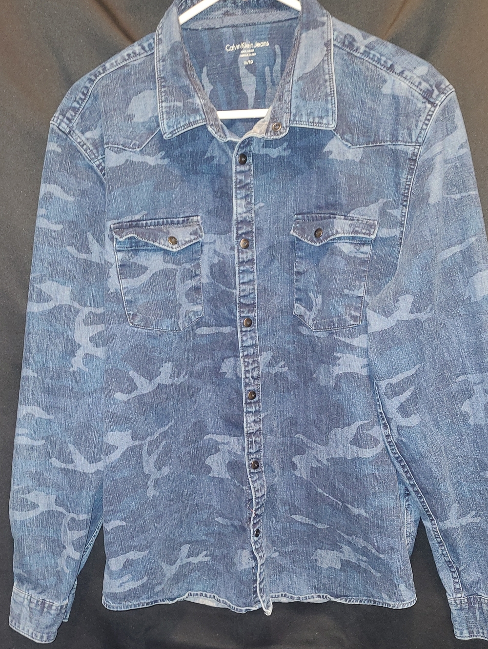 Calvin Klein Jeans Men's Blue Camo Denim Shirt SZ XL